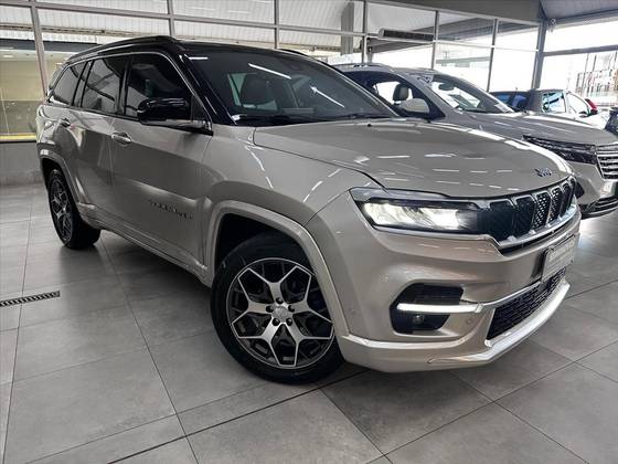 JEEP COMMANDER 1.3 T270 TURBO FLEX OVERLAND AT6